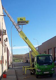 elevador montamuebles de Elevadores JUMA